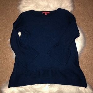 Saks Fifth Avenue blue top ribbed lining SZ small